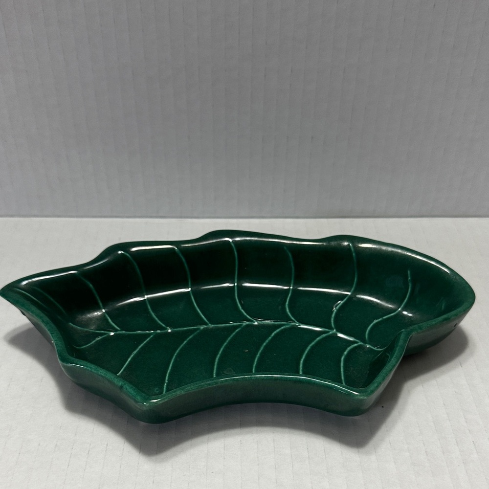 Forest Green Leaf Ceramic Tray
